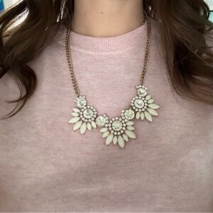 Elegant White and Gold Floral Necklace